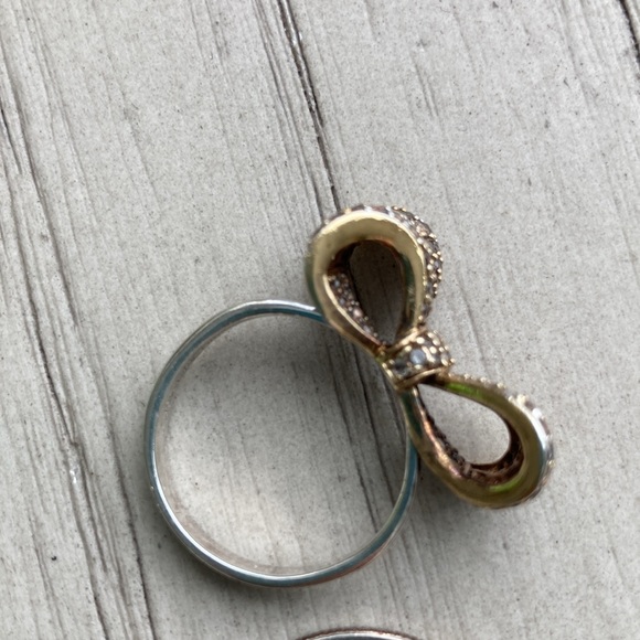Sterling bow sparkle ring - Picture 8 of 11